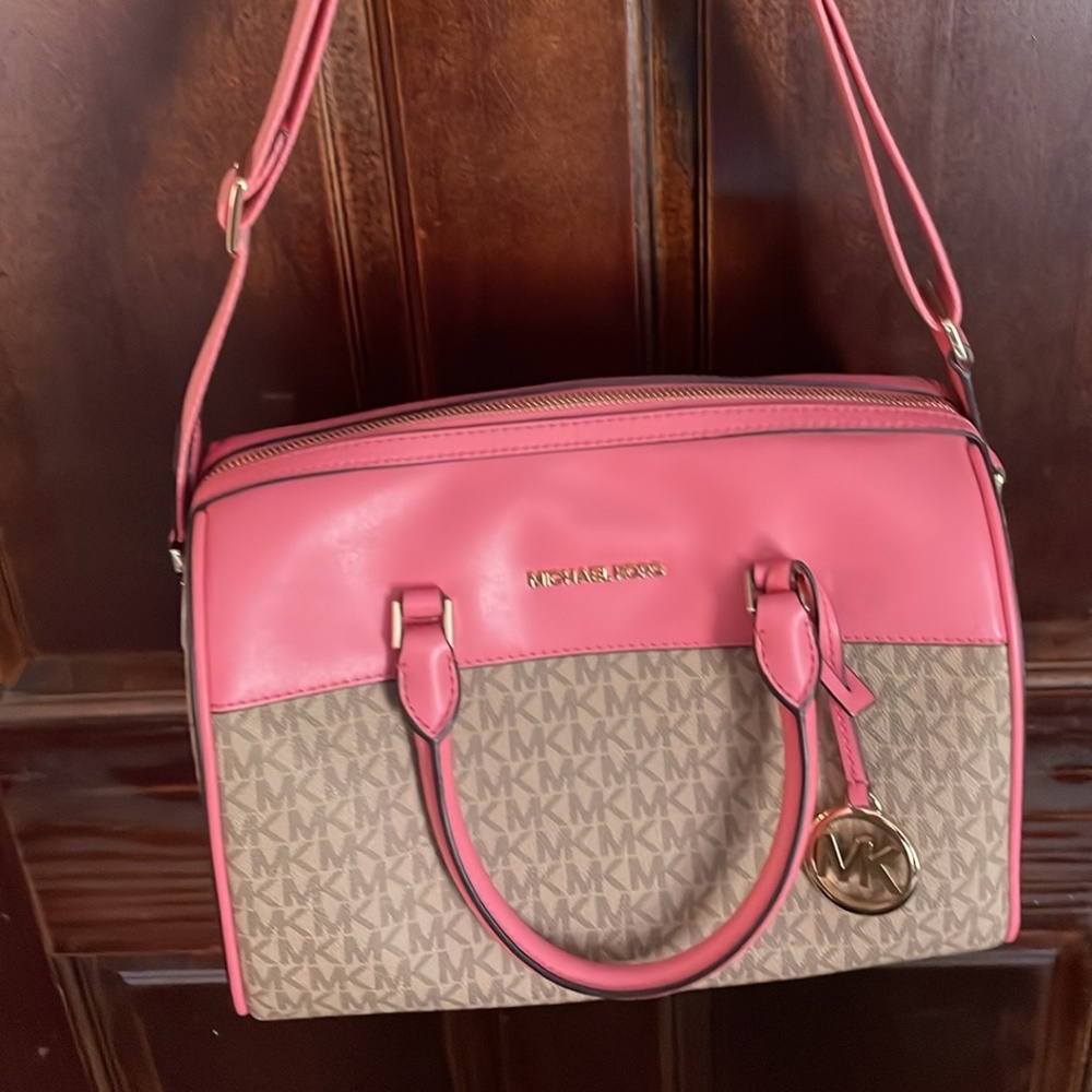 Michael Kors medium sized duffel purse